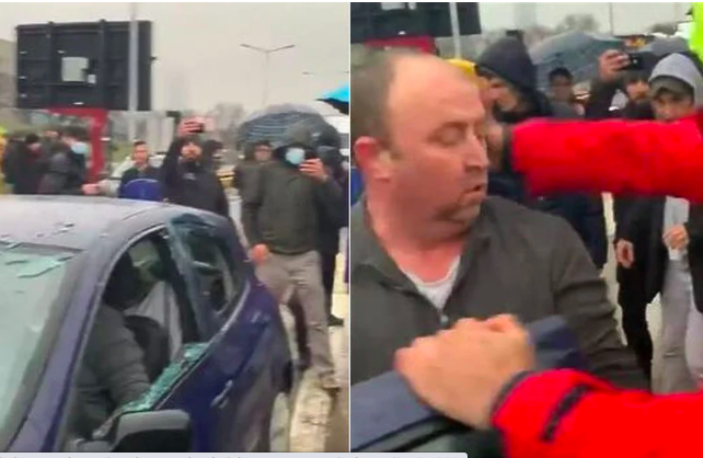 Protesti u Beogradu okončani tučnjavom: Cliom uletio među demonstrante pa mu razbili auto