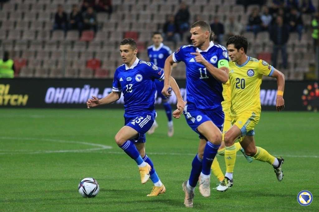 Nogometna reprezentacija Bosne i Hercegovine prije početka trećeg izdanja UEFA Lige nacija odigrat će dvije prijateljske utakmice i to protiv selekcija Gruzije i Luksemburga. Susret protiv Gruzije na programu je 25. marta, a četiri dana kasnije protiv Luksemburga. Oba susreta bit će odigrana u našoj zemlji, a mjesto i satnice odigravanja bit će naknadno dogovoreni, saopćeno je iz Nogometnog saveza BiH.