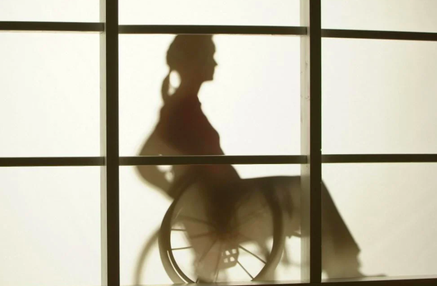Znanstvenici jako blizu omogućavanja paraliziranim osobama da ponovo hodaju