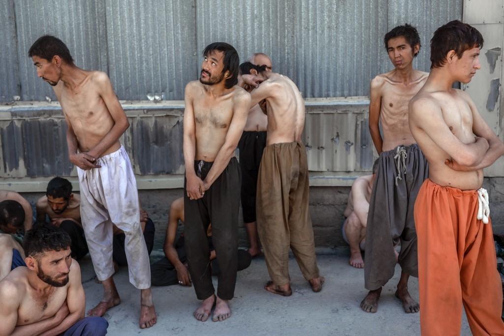 KAKAV UŽAS! U Afganistanu izgladnjeli ovisnici okreću se kanibalizmu