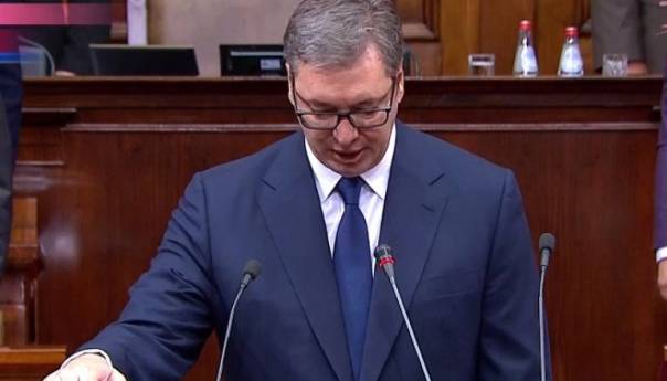 Vučić: Poštovaćemo međunarodno pravo, Ustav BiH i biti uz RS