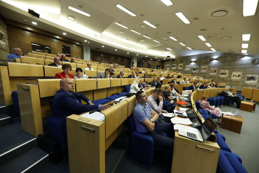 Federalni parlament: Nije usvojen izvještaj Vlade FBiH