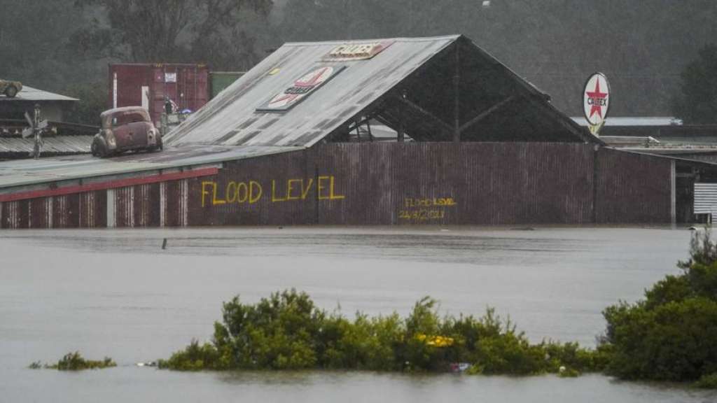 Poplave u Sydneyu prisilile 50.000 ljudi na evakuaciju