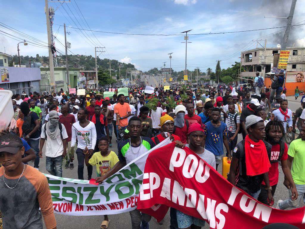 Hiljade demonstranata traže od premijera Haitija da podnese ostavku