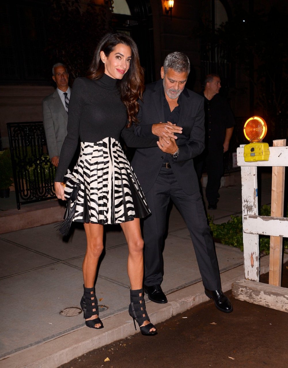 Amal Clooney u prvi plan izbacila vitke noge