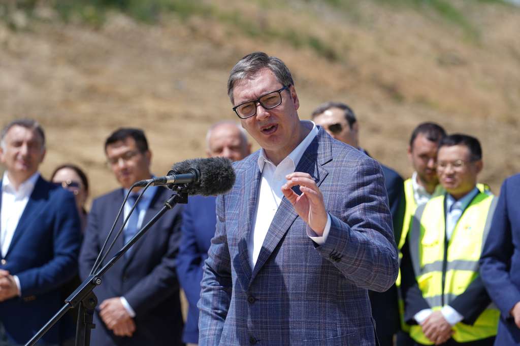 Vučić: Želimo više Bošnjaka u Vladi i drugim institucijama