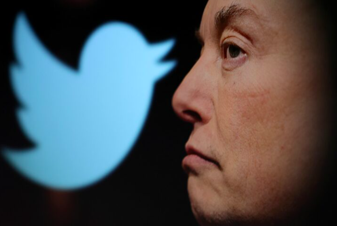 Elon Musk kupio Twitter i odmah odblokirao Kanyeov profil