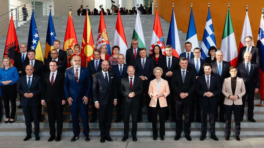 Lideri zapadnog Balkana u Berlinu potpisali tri sporazuma o mobilnosti