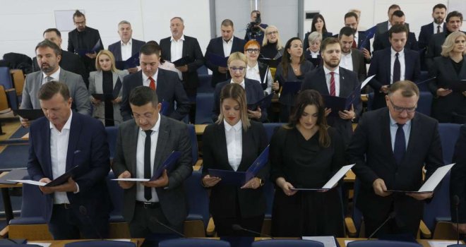 Skupština Kantona Sarajevo danas bira 12 delegata za Dom naroda