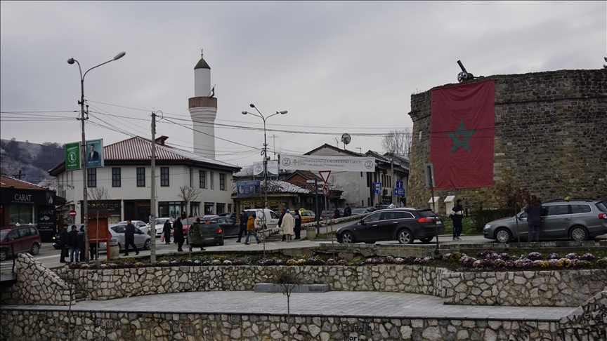 Srbija: Novopazarci na tvrđavi izvesili zastavu Maroka