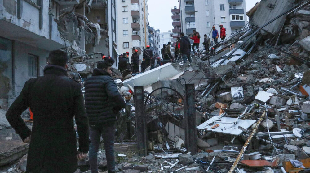 Iz ruševina u Turskoj nakon čak 260 sati spašene tri osobe