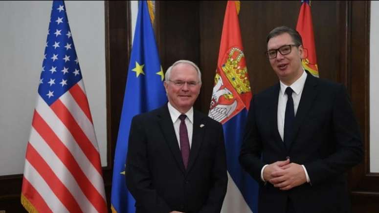 SAD pritišće Vučića da uvede sankcije Moskvi