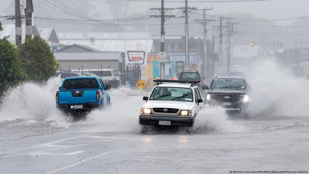 Snažan Ciklon Gabrielle pogodio Novi Zeland, očekuje se pogoršanje situacije u narednim danima