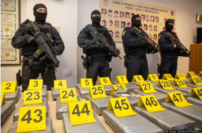 Uhapšeno sedmero Hrvata zbog šverca kokaina vrijedog 1.370.000 eura