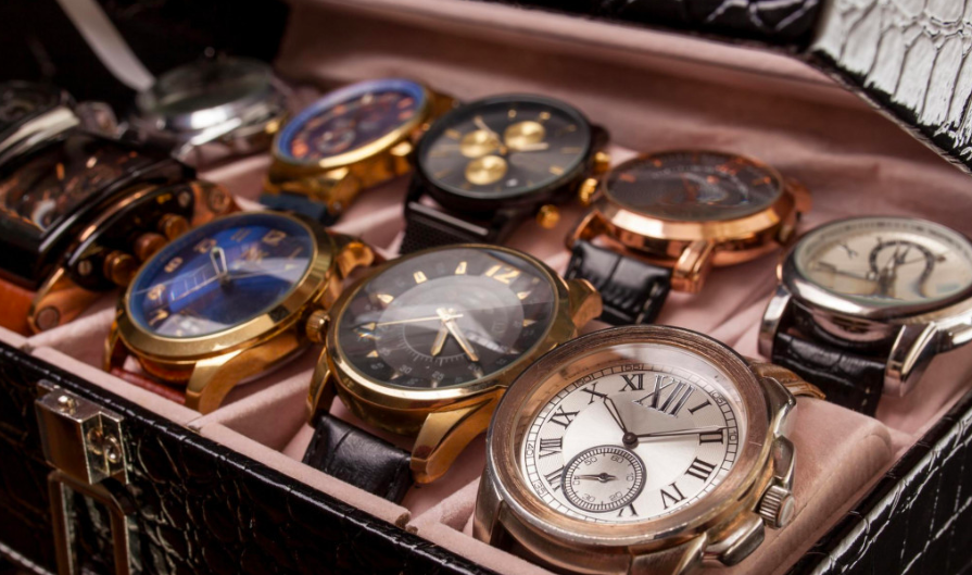 Deset najbogatijih ljudi na planeti nose ove satove