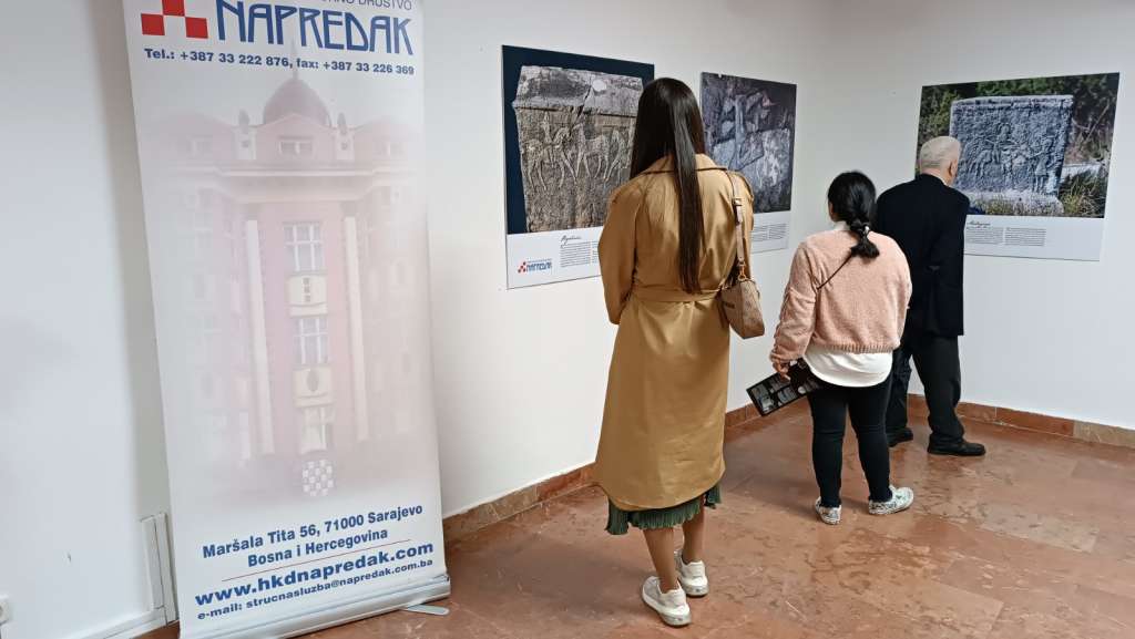 Izložba 'Stećci – svjetska baština UNESCO-a' otvorena u Sarajevu