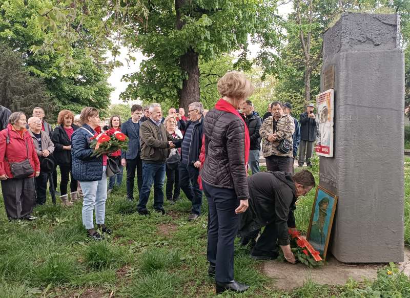 Zenički antifašisti pored Spomen ingota obilježili 43. godišnjicu smrti Josipa Broza Tita