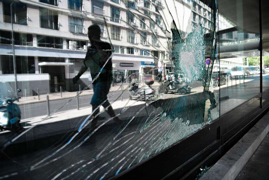 Nasilje u Francuskoj se smiruje