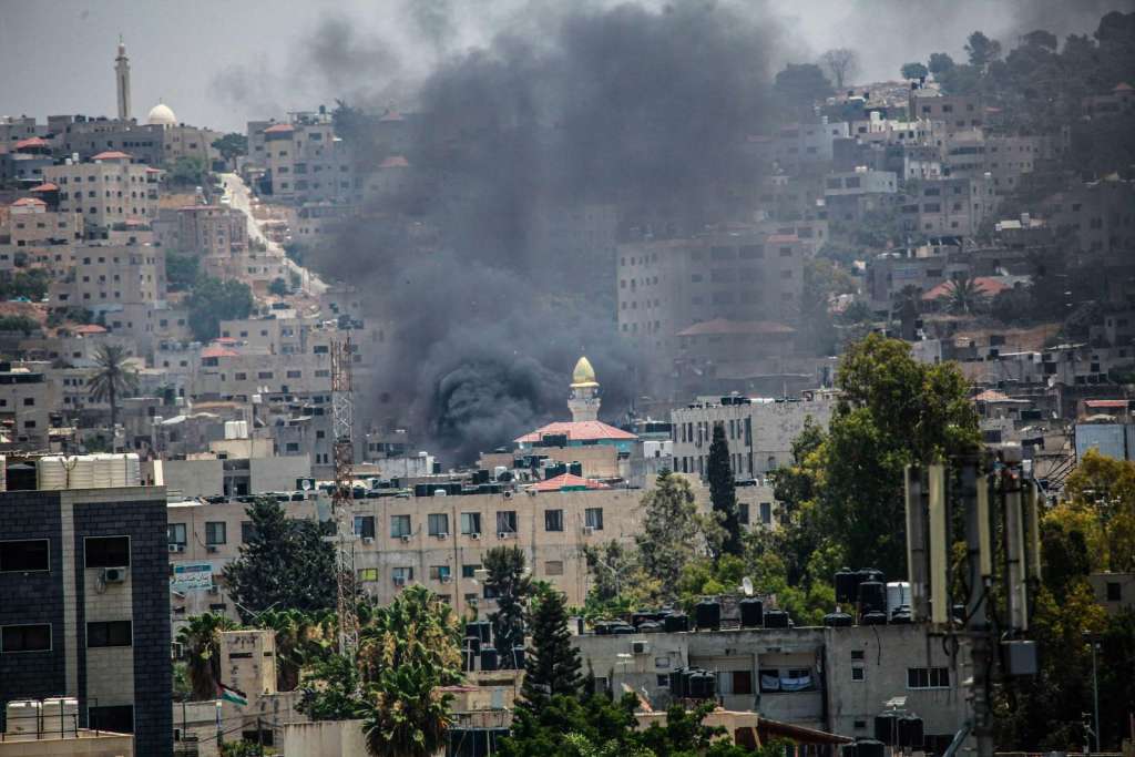 Izrael blizu dovršenja operacija u Jeninu, deset Palestinaca ubijeno