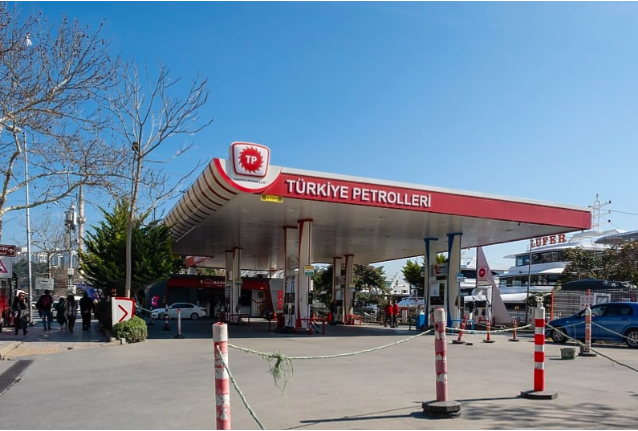 Turska značajno povećava poreze na gorivo. Opterećenje za kućne budžete i inflacija