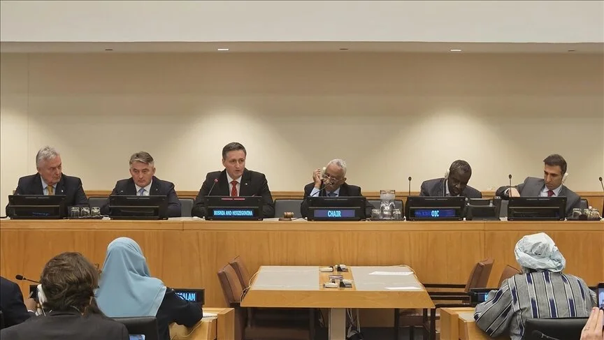 Razgovor u UN-u: Bećirović i Komšić s ambasadorima OIC-a o Rezoluciji o genocidu u Srebrenici
