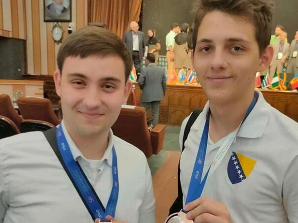 PONOS BIH: Numanović i Ostojić osvojili brončane medalje na Međunarodnoj olimpijadi iz fizike