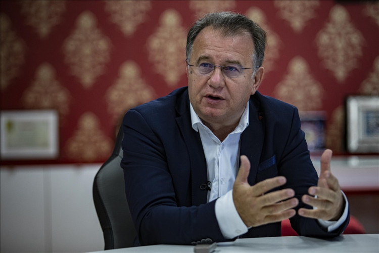 Premijer FBiH Nermin Nikšić hitno operisan zbog akutnog apendicitisa